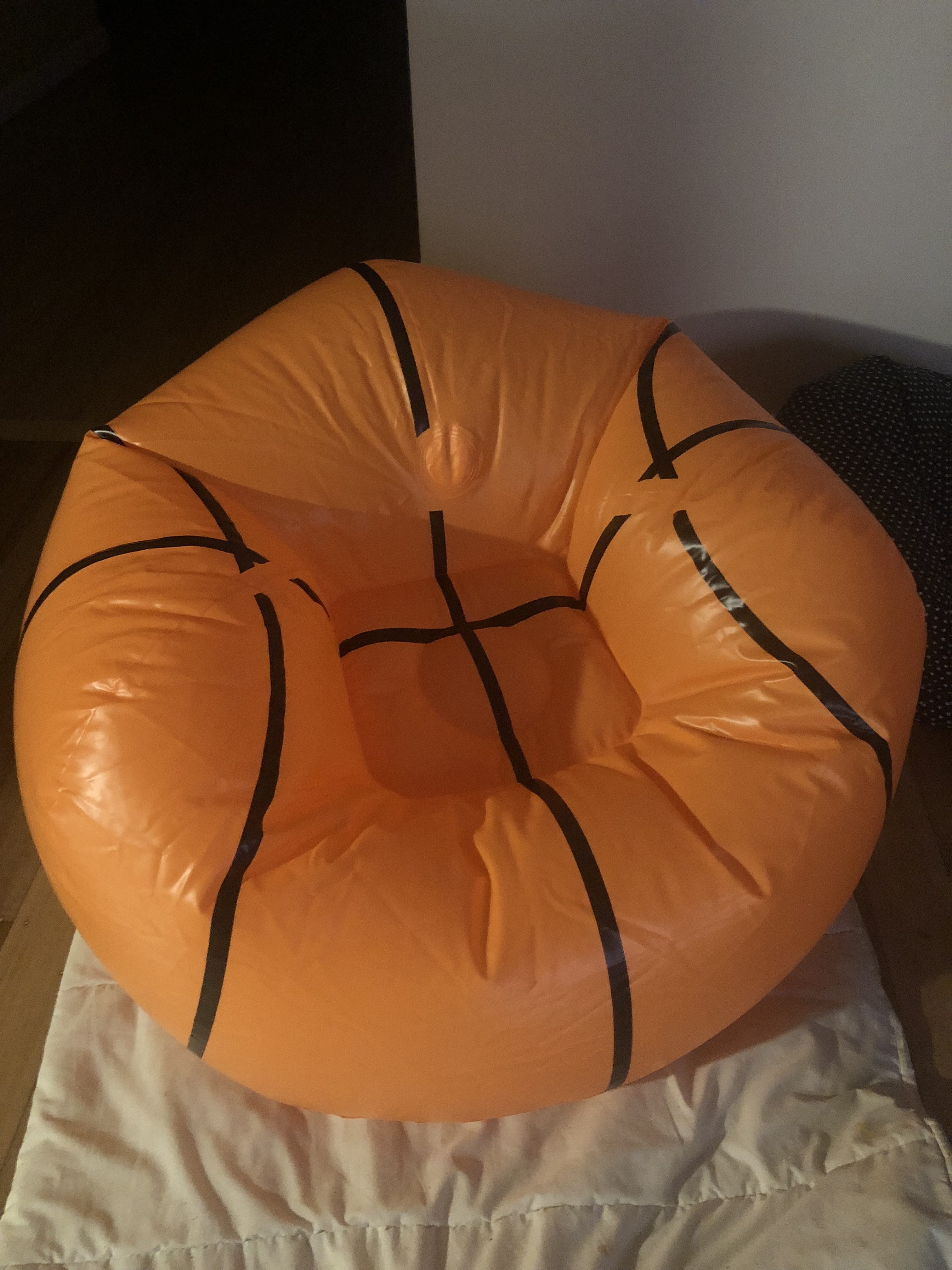 NaNoWriMo Day 2 in the inflatable basketball chair